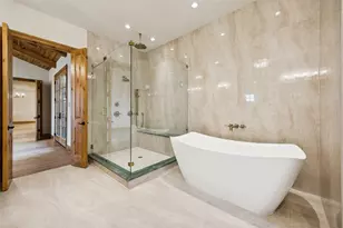 16 Catalonia Dr, Westlake, TX 76262 - Photo 19