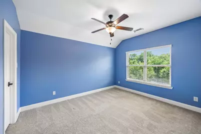 134 Santa Rosa Way, Irving, TX 75062 - Photo 21