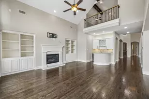 134 Santa Rosa Way, Irving, TX 75062 - Photo 3