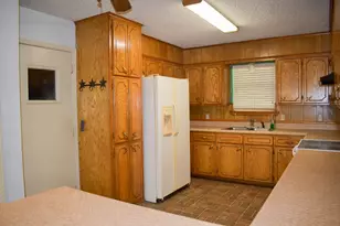 300 Bethel Rd, Como, TX 75431 - Photo 17
