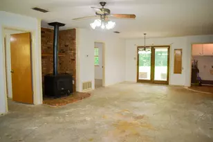 300 Bethel Rd, Como, TX 75431 - Photo 11