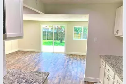 2536 Rutherford, Irving, TX 75062 - Photo 9
