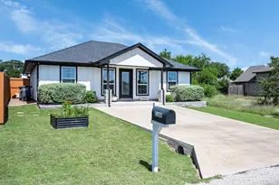 2308 Centaurus Way, Granbury, TX 76048 - Photo 3