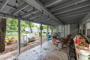 513 Reeves St, Clyde, TX 79510 - Photo 33