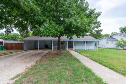 513 Reeves Street, Clyde, TX 79510 - Photo 1
