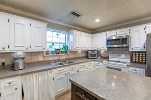 513 Reeves St, Clyde, TX 79510 - Photo 15
