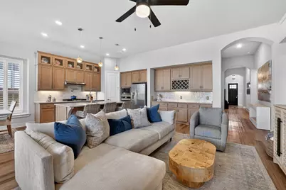 8504 Fannin Creek Trail, McKinney, TX 75071 - Photo 11