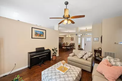 4137 Mapleridge Drive, Grapevine, TX 76051 - Photo 3