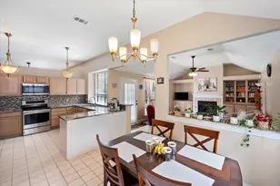 4137 Mapleridge Dr, Grapevine, TX 76051 - Photo 11