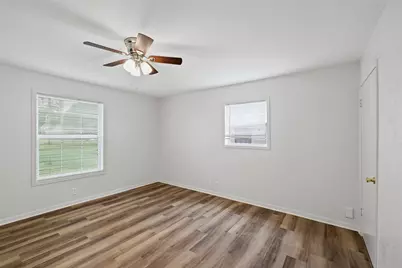 4102 Apache Trail Court, Granbury, TX 76048 - Photo 23