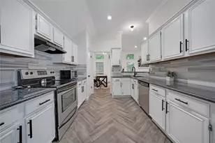 2301 Bennington Dr, Arlington, TX 76018 - Photo 9