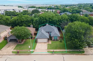2301 Bennington Dr, Arlington, TX 76018 - Photo 27