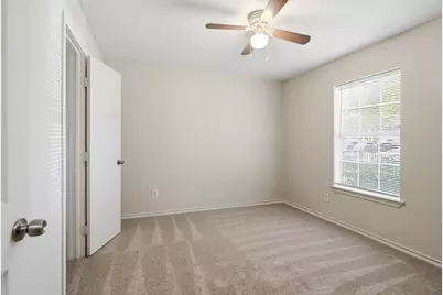 4909 Sandage Avenue, Fort Worth, TX 76115 - Photo 15