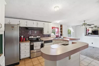 3601 Mockingbird Circle, Cleburne, TX 76031 - Photo 11
