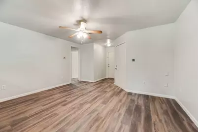 2526 Exeter Avenue, Dallas, TX 75216 - Photo 9