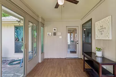 1907 Lansdown Court, Carrollton, TX 75010 - Photo 11