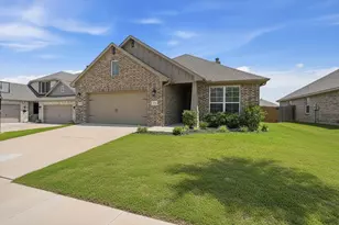 1504 Sand Dollar Trl, Weatherford, TX 76087 - Photo 3