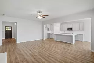 1504 Sand Dollar Trl, Weatherford, TX 76087 - Photo 9