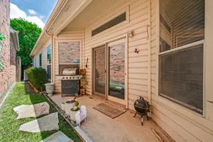 6072 Thursby Ave, Dallas, TX 75252 - Photo 23