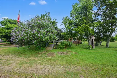 2382 N Fm 1743 Road, Windom, TX 75492 - Photo 31