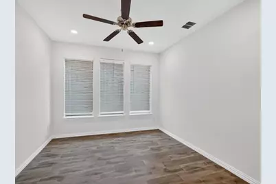 1501 Lake Grove Drive, Little Elm, TX 75068 - Photo 17