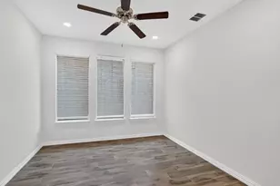 1501 Lake Grove Dr, Little Elm, TX 75068 - Photo 17