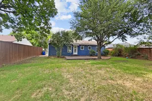 1108 E Russell Ave, Carrollton, TX 75006 - Photo 19