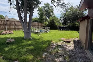 8012 Chapin Rd, Benbrook, TX 76116 - Photo 17