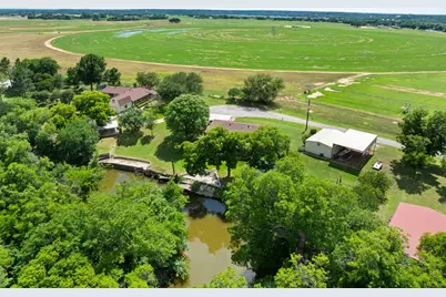 1802 Long Creek Court, Granbury, TX 76049 - Photo 29