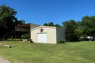 1802 Long Creek Ct, Granbury, TX 76049 - Photo 3