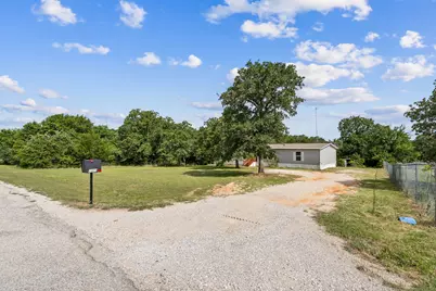 139 Cedar Drive, Azle, TX 76020 - Photo 3
