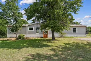 139 Cedar Dr, Azle, TX 76020 - Photo 1