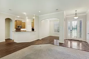 5009 Hunter's Wood Ct, Joshua, TX 76058 - Photo 5