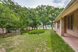 5009 Hunter's Wood Ct, Joshua, TX 76058 - Photo 23
