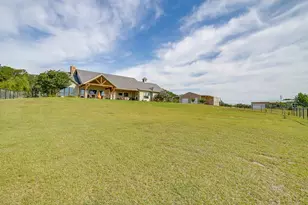227 Rock Springs Rd, Weatherford, TX 76088 - Photo 9