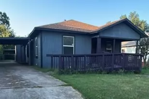 1038 E Maddox Ave, Fort Worth, TX 76104 - Photo 3