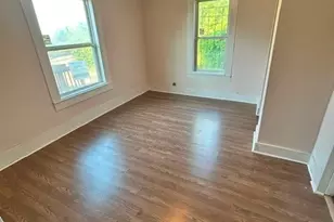 1038 E Maddox Ave, Fort Worth, TX 76104 - Photo 7