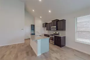 821 Falcon Rd, Argyle, TX 76226 - Photo 13