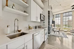 1122 Jackson St, Dallas, TX 75202 - Photo 9