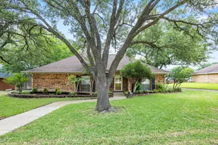1222 Stonewall St, Garland, TX 75043 - Photo 1