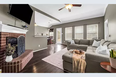 4905 Fox Ridge Lane, McKinney, TX 75071 - Photo 3