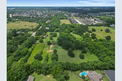850 Newt Patterson Road, Mansfield, TX 76063 - Photo 11