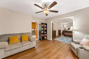 708 Topeka Dr, Woodway, TX 76712 - Photo 9