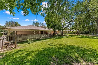 708 Topeka Drive, Woodway, TX 76712 - Photo 19