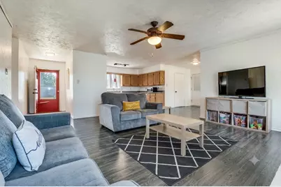 501 Sunrise Drive, Waxahachie, TX 75165 - Photo 3