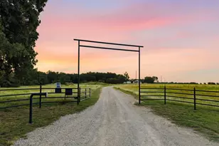 923 Natty Flat Rd, Lipan, TX 76462 - Photo 3