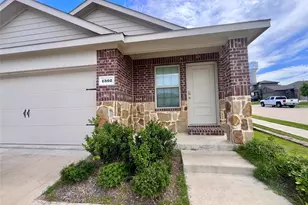 1302 Draper Ln, Forney, TX 75126 - Photo 3