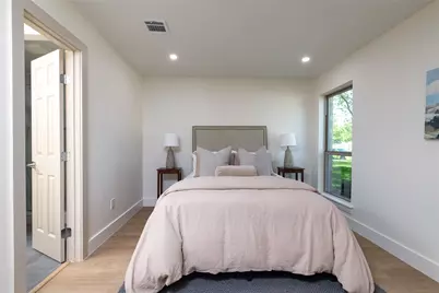 112 Village Drive, Lewisville, TX 75067 - Photo 19