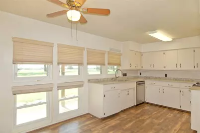 519 Fm 1815, Nocona, TX 76255 - Photo 9
