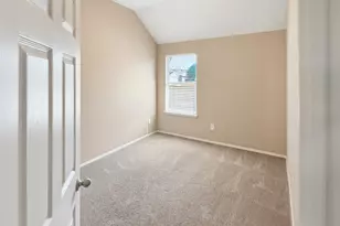 15513 Landing Creek Ln, Fort Worth, TX 76262 - Photo 11